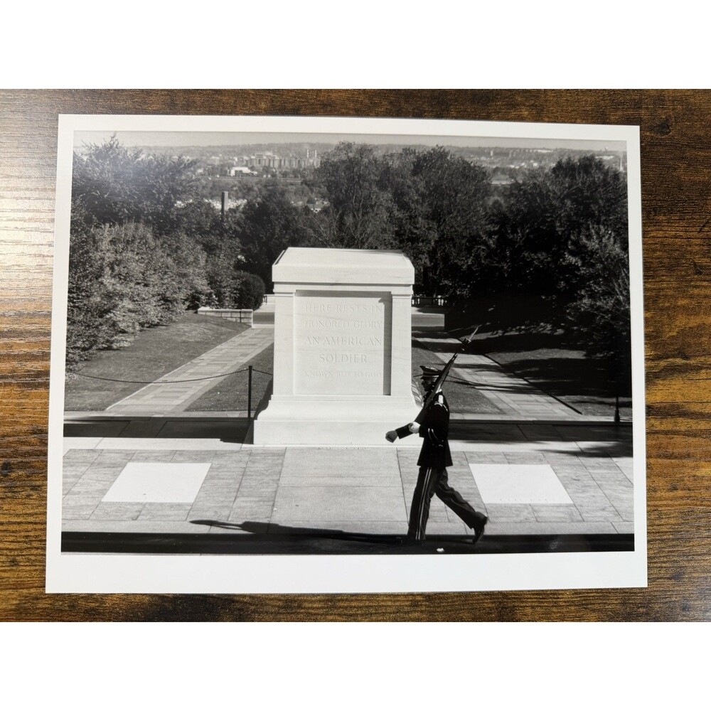 Tomb of the Unknown Soldier Guard Arlington Official Navy Photo 1957 8x10